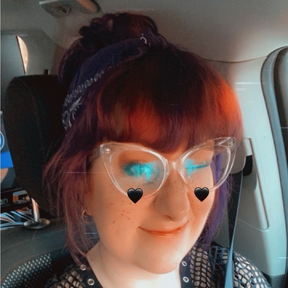 Meet your Posher, Ashley - Picture 1 of 1